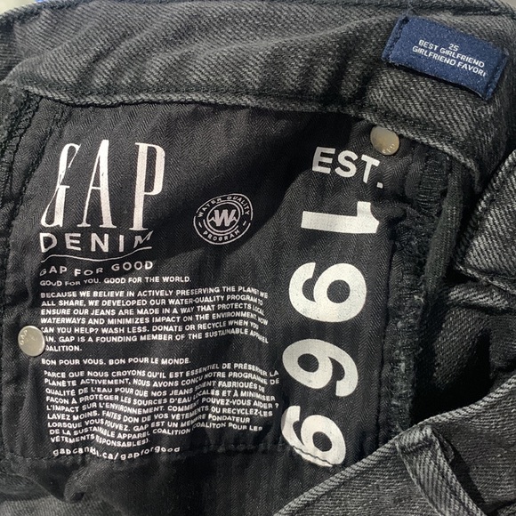 GAP Denim “Best Girlfriend” Fit in black - Picture 6 of 6